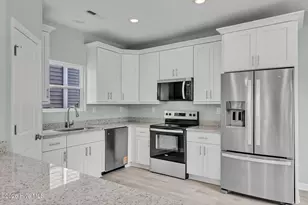 423 Elcinoca Dr, Elizabeth City, NC 27909 - Photo 22