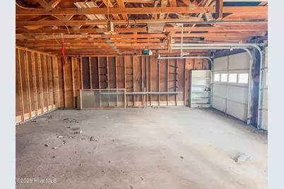 575 Veterans Road, Saint Pauls, NC 28384 - Photo 30