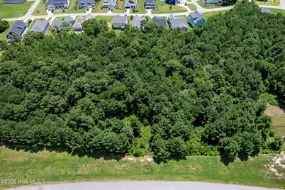 324 Spicer Lake Drive, Holly Ridge, NC 28445 - Photo 6