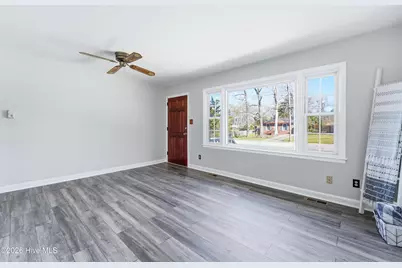 208 Puller Drive, Jacksonville, NC 28540 - Photo 6
