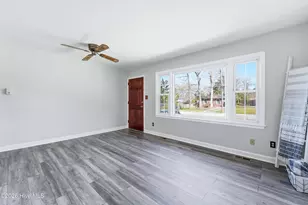 208 Puller Dr, Jacksonville, NC 28540 - Photo 6