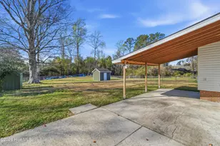 208 Puller Dr, Jacksonville, NC 28540 - Photo 38