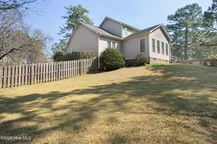 105 Kingswood Cir, Pinehurst, NC 28374 - Photo 32