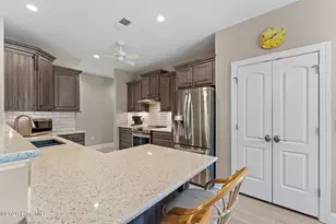 102 Roxburgh Ct, West End, NC 27376 - Photo 16