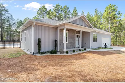 102 Roxburgh Court, West End, NC 27376 - Photo 10