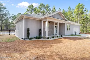 102 Roxburgh Ct, West End, NC 27376 - Photo 10