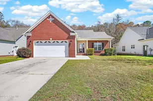 202 Winterlochen Dr, Jacksonville, NC 28540 - Photo 1