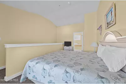 305 South Avenue # 33, Oriental, NC 28571 - Photo 18
