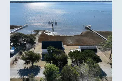 210 Shore Road, Newport, NC 28570 - Photo 4