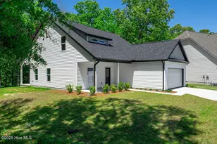 485 N Wild Rice Dr SW, Supply, NC 28462 - Photo 4