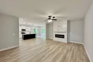 3738 Chatsworth Dr, La Grange, NC 28551 - Photo 4