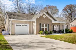 300 Spring Dr, Jacksonville, NC 28540 - Photo 6