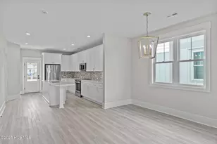 906 Second Street S, Carolina Beach, NC 28428 - Photo 18
