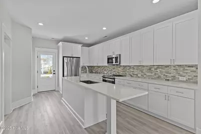 906 Second Street S #1, Carolina Beach, NC 28428 - Photo 10