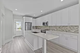 906 Second Street S, Carolina Beach, NC 28428 - Photo 10