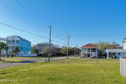 300 Ocean Boulevard, Carolina Beach, NC 28428 - Photo 10