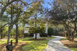 646 Loreauville Dr SW, Supply, NC 28462 - Photo 4