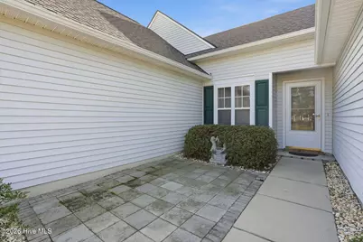 665 NW Meadowbrook Lane NW, Calabash, NC 28467 - Photo 4