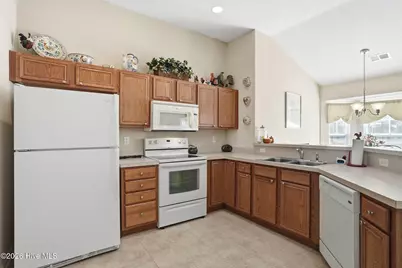 665 NW Meadowbrook Lane NW, Calabash, NC 28467 - Photo 10