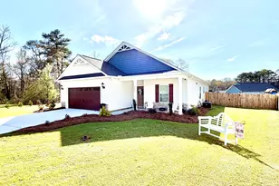2204 Staley Ct, Kinston, NC 28504 - Photo 2