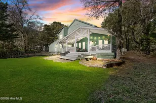 909 Cobia Ln, Wilmington, NC 28409 - Photo 2