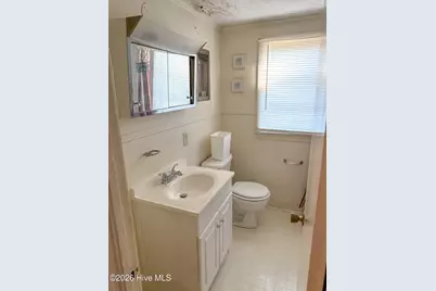 703 W 27th Street, Lumberton, NC 28358 - Photo 20