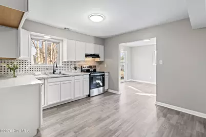 214 Kerry Court, Jacksonville, NC 28546 - Photo 10