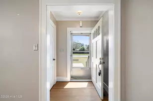 219 E Ridge St, Rose Hill, NC 28458 - Photo 2