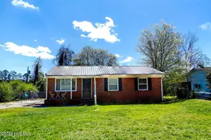 113 Shamrock Dr, Jacksonville, NC 28540 - Photo 1