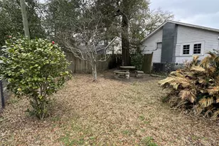 819 S 7th St, Wilmington, NC 28401 - Photo 18