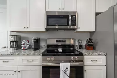 610 Bright Harvest Drive, Maysville, NC 28555 - Photo 16