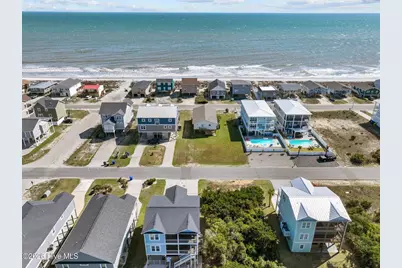 508 W Beach Drive, Oak Island, NC 28465 - Photo 36