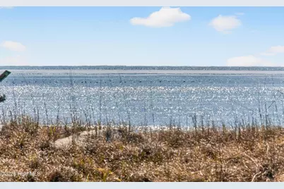508 W Beach Drive, Oak Island, NC 28465 - Photo 38