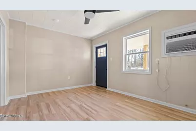 300 Richlands Avenue #1, Jacksonville, NC 28540 - Photo 6