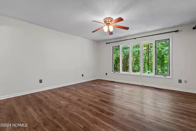 618 Chelsea Drive, Sanford, NC 27332 - Photo 24