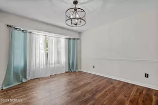 618 Chelsea Dr, Sanford, NC 27332 - Photo 4