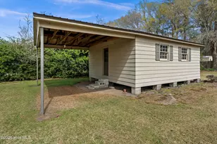 129 Pineland Ave, Mount Olive, NC 28365 - Photo 22