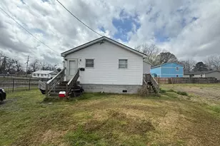 907 S Martin Luther King Junior Dr, Elizabeth City, NC 27909 - Photo 6