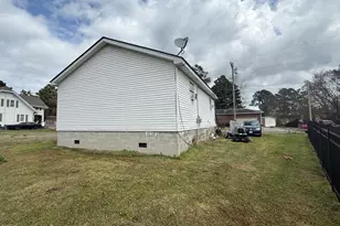 907 S Martin Luther King Junior Dr, Elizabeth City, NC 27909 - Photo 4
