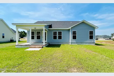825 Hidden Bridge Drive, Jacksonville, NC 28546 - Photo 8