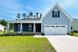 825 Hidden Brg Dr, Jacksonville, NC 28546 - Photo 1