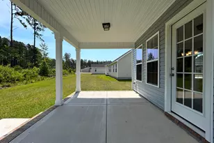 825 Hidden Brg Dr, Jacksonville, NC 28546 - Photo 10