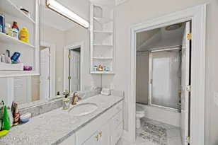 579 Lexington Dr, Greenville, NC 27834 - Photo 72