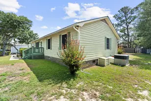 210 NE 52nd St, Oak Island, NC 28465 - Photo 4