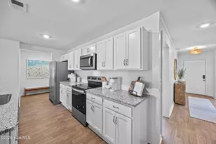 525 Belfort Ln SW, Ocean Isle Beach, NC 28469 - Photo 6