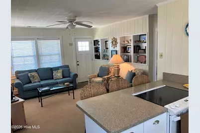 122 Ocean Boulevard E, Holden Beach, NC 28462 - Photo 10