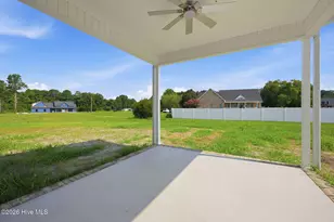 823 Mulligan Dr, Ayden, NC 28513 - Photo 4