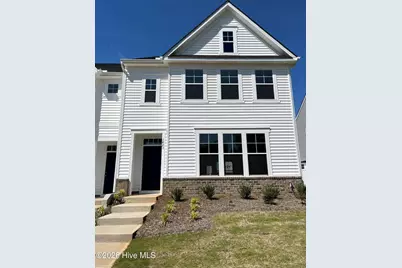 1423 Goldsboro Avenue, Sanford, NC 27330 - Photo 1
