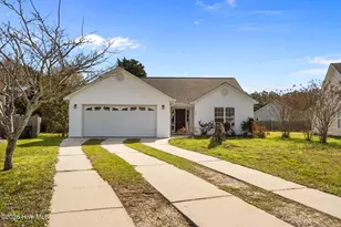 4940 Montserrat Dr, Southport, NC 28461 - Photo 2