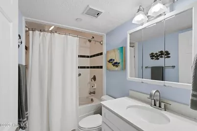 1080 Saint Joseph Street #Apt 1e, Carolina Beach, NC 28428 - Photo 16